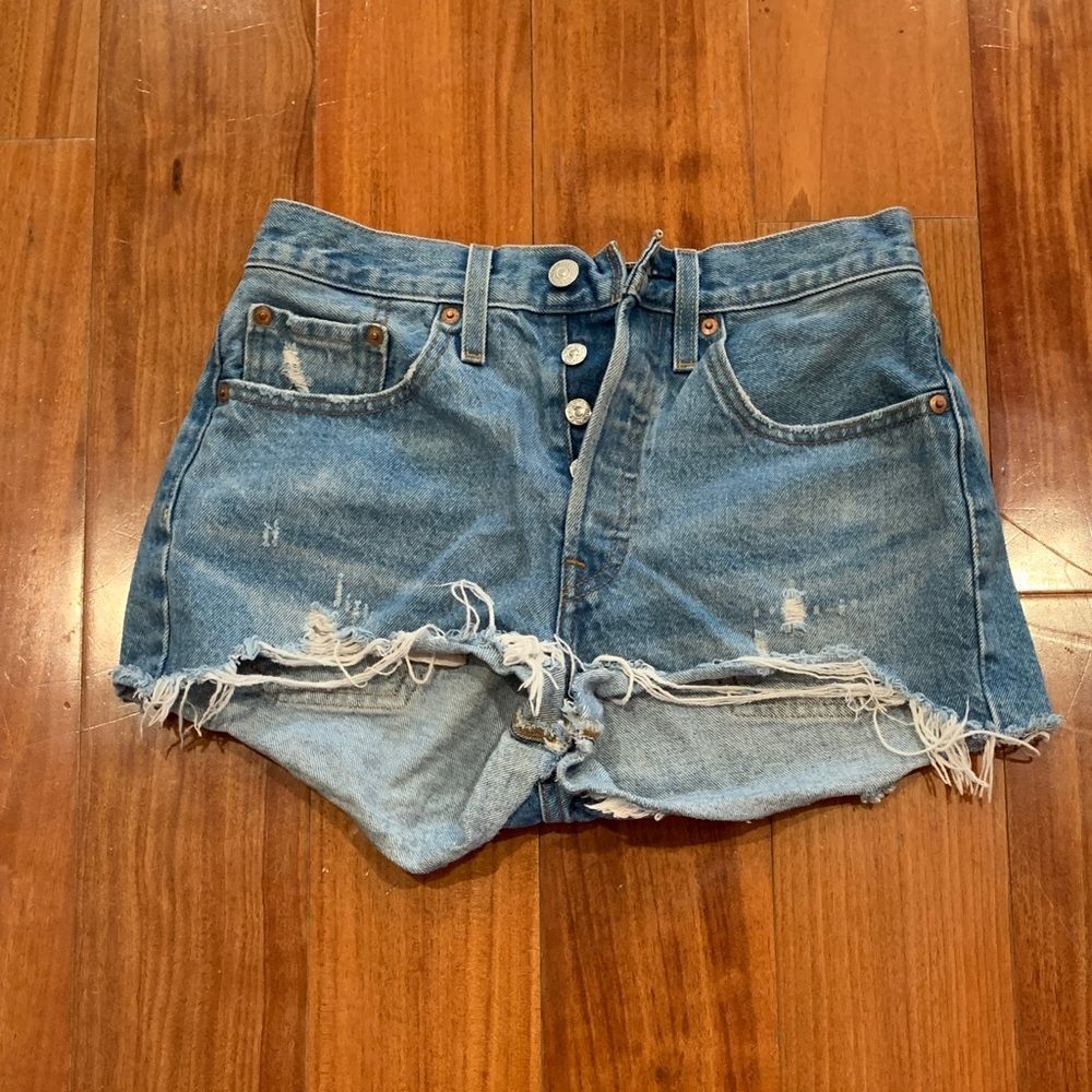 Levi’s Casual Blue Distressed Jean Shorts